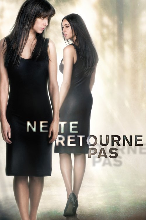 پوستر Ne te retourne pas